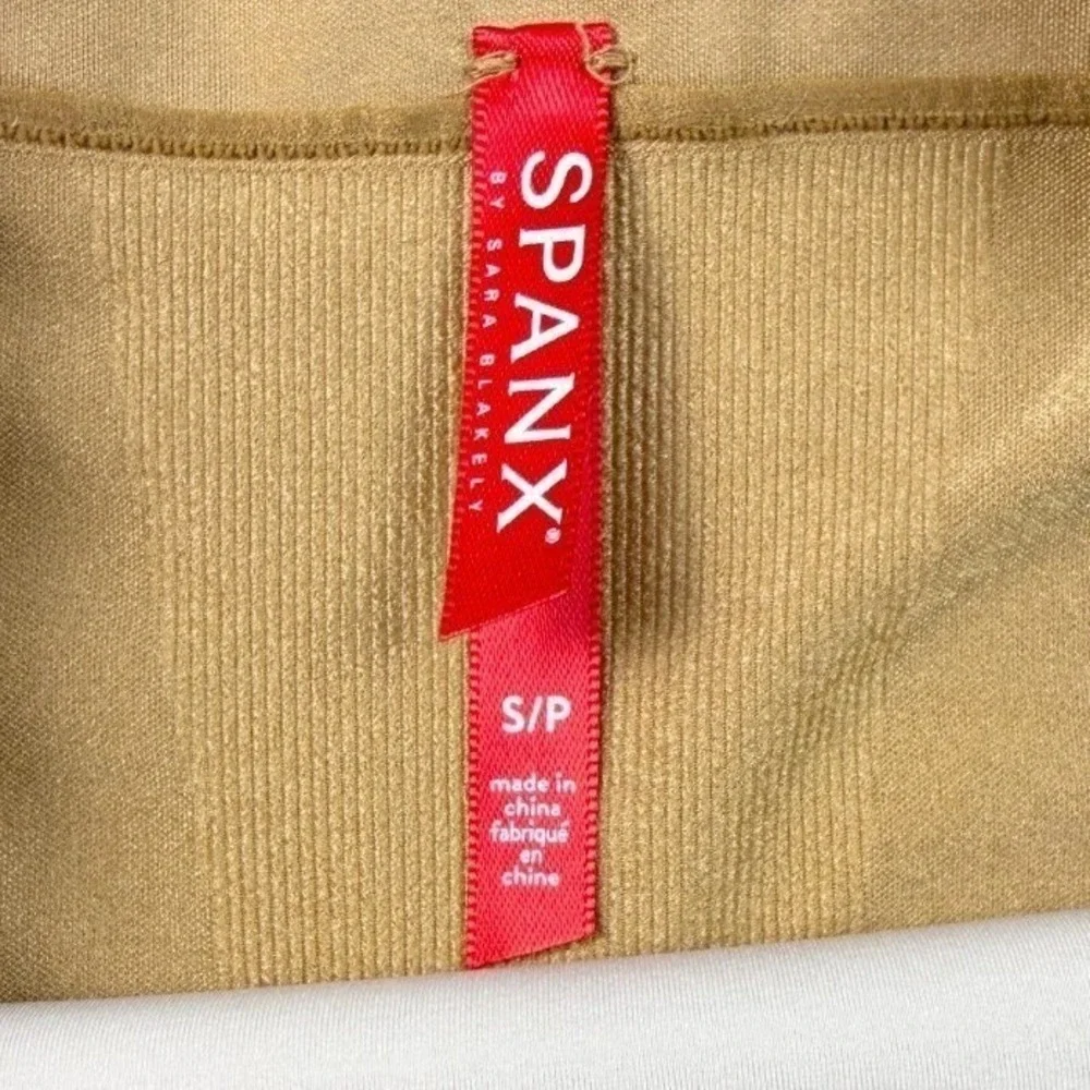 SPANX details brand